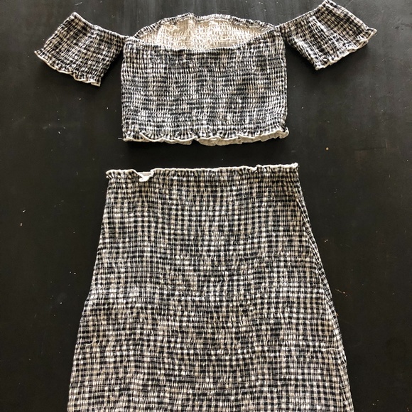 Plaid two piece set - Picture 2 of 2